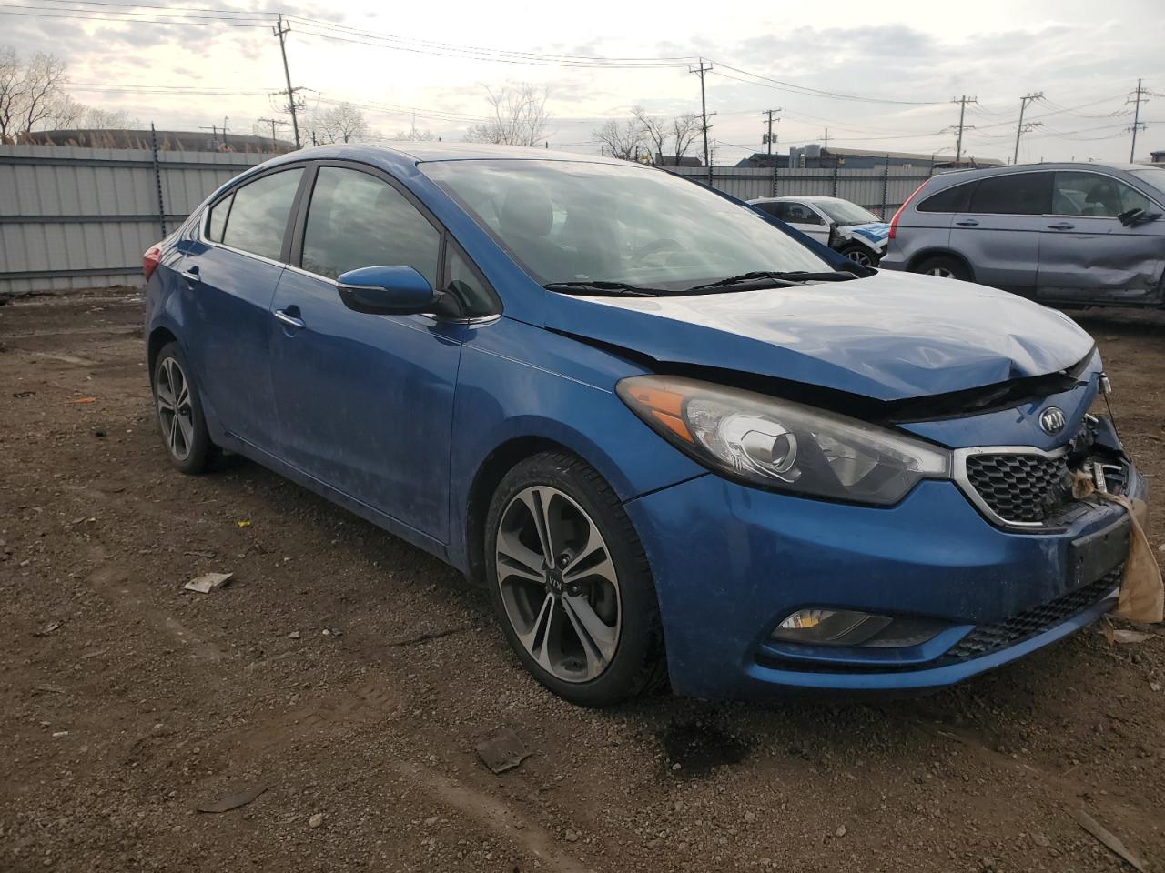 2015 KIA Forte VIN KNAFX4A85F5304855 Copart auction photo, front end damage thumbnail 4