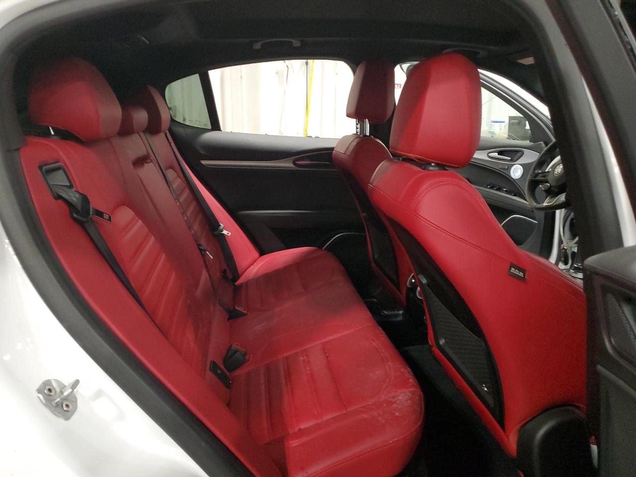 2022 Alfa Romeo Stelvio VIN ZASPAKBN2N7D37386 Copart auction photo, vandalism damage thumbnail 11