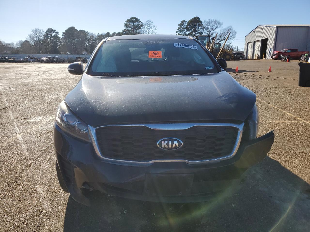 2019 KIA Sorento VIN 5XYPG4A50KG494000 Copart auction photo, front end / side damage thumbnail 5