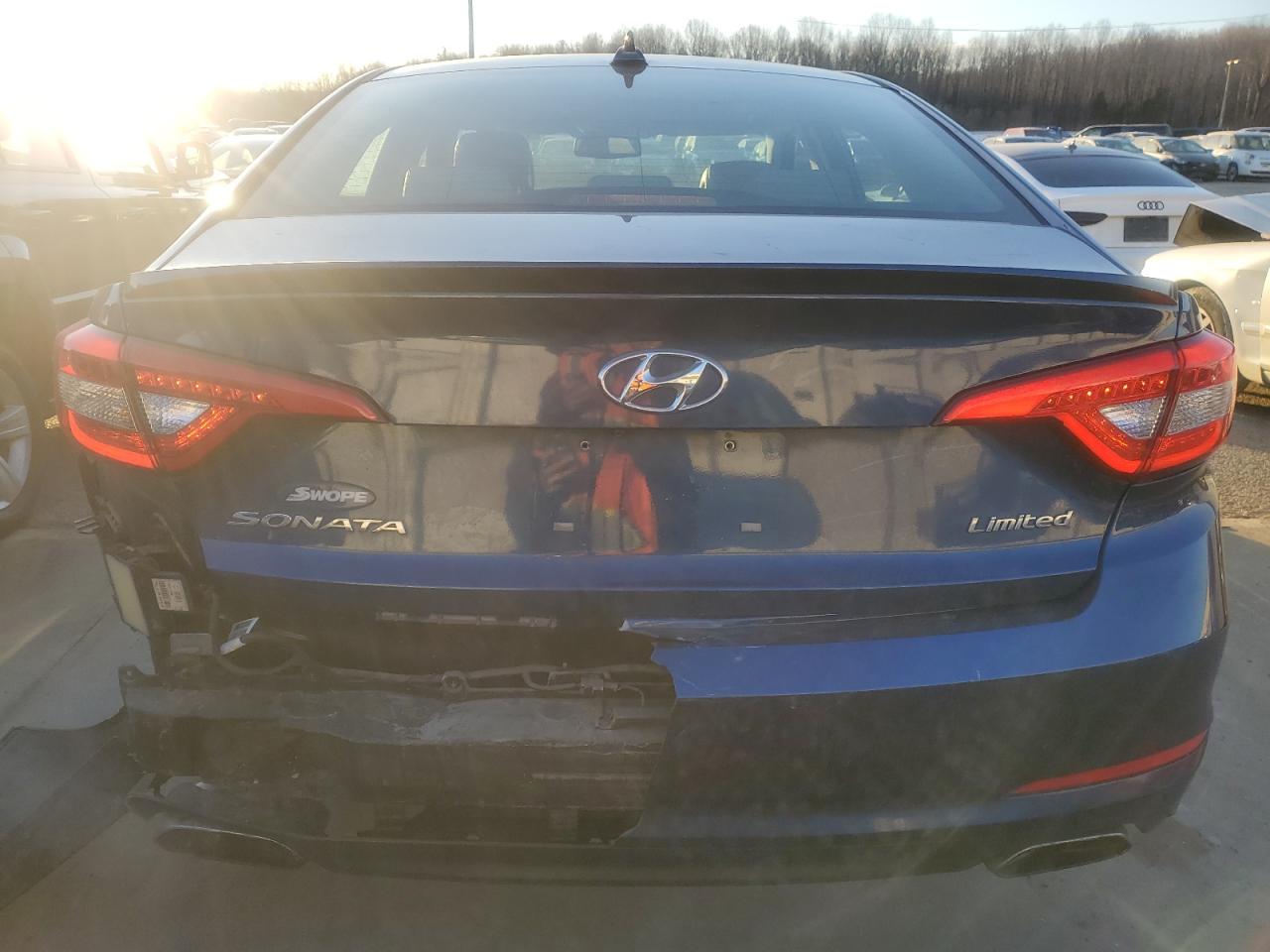 2017 Hyundai Sonata VIN 5NPE34AF8HH596125 Copart auction photo, front end / rear end damage thumbnail 6