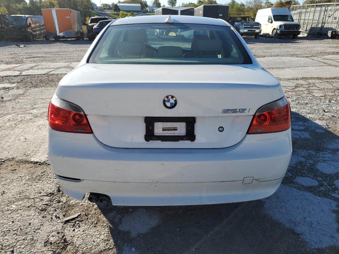 2007 BMW 5er VIN WBANE53507CW68575 Copart auction photo, front end damage thumbnail 6