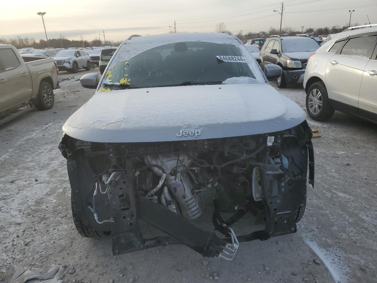 2019 Jeep Compass VIN 3C4NJDBB3KT670625 Copart auction photo, front end / mechanical damage thumbnail 5