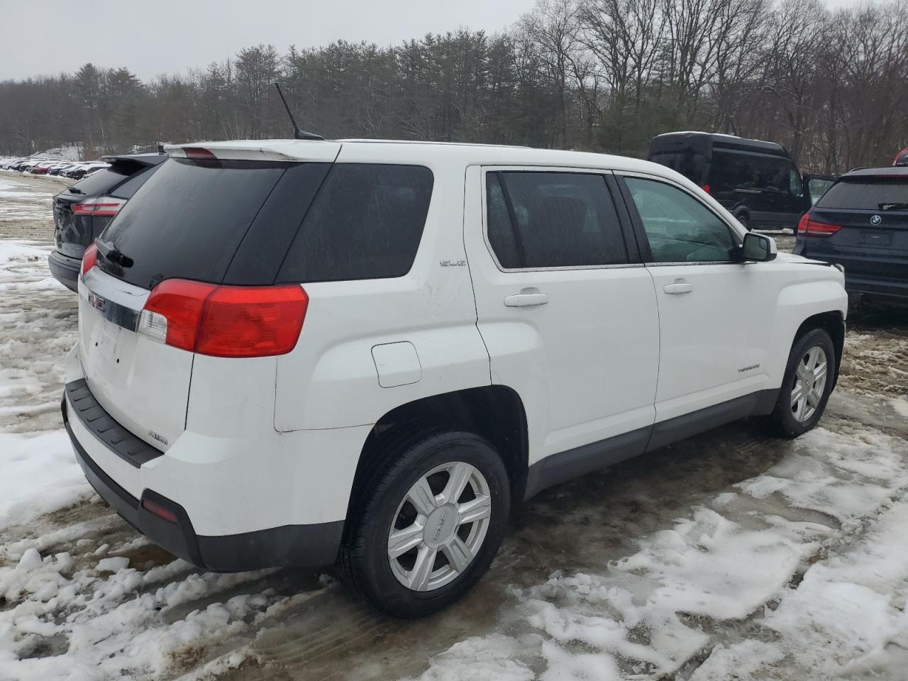 2014 GMC Terrain VIN 2GKFLVEKXE6178753 Copart auction photo, front end / minor dent/scratches damage thumbnail 3