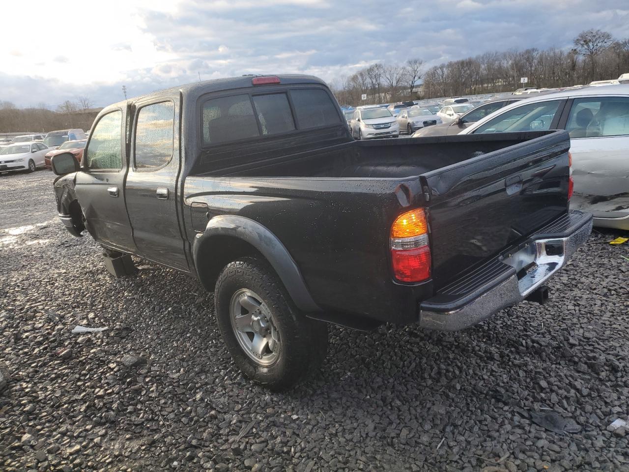 2004 Toyota Tacoma VIN 5TEGN92N94Z317312 Copart auction photo, front end / side damage thumbnail 2