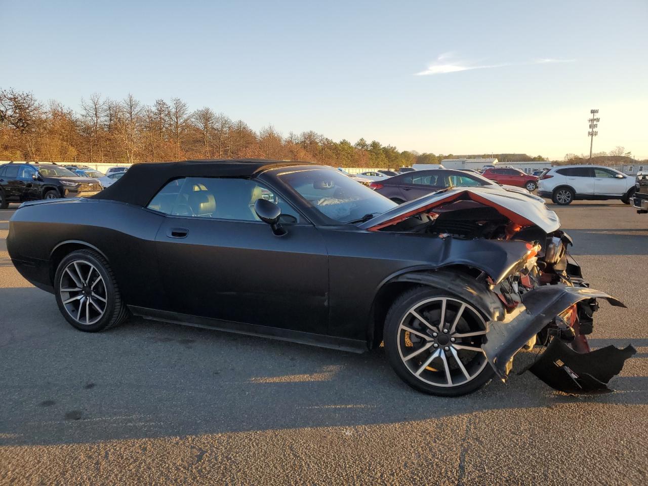 2009 Dodge Challenger VIN 2B3LJ54T39H509649 Copart auction photo, front end damage thumbnail 4