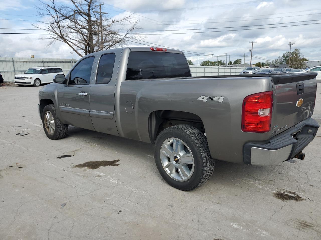 2012 Chevrolet Silverado VIN 1GCRKSE78CZ307340 Copart auction photo, rear end damage thumbnail 2