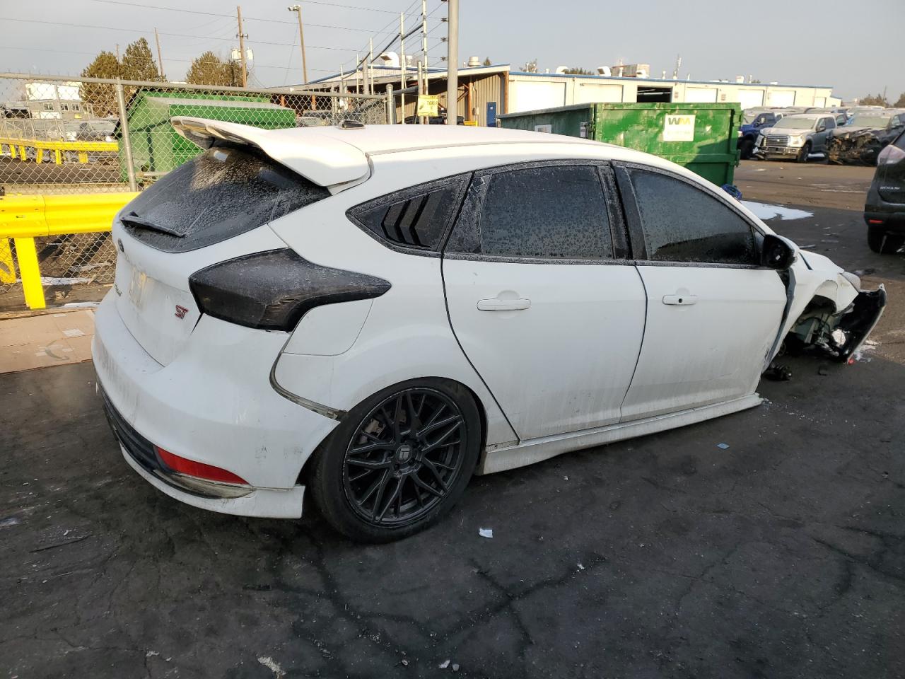 2016 Ford Focus VIN 1FADP3L94GL405169 Copart auction photo, front end / rear end damage thumbnail 3