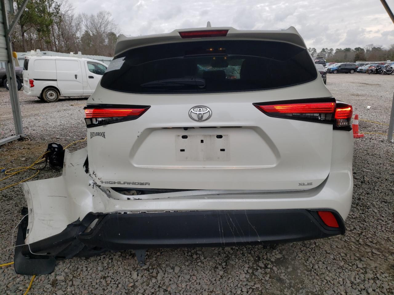 2021 Toyota Highlander VIN 5TDGZRAH3MS068325 Copart auction photo, side / rear end damage thumbnail 6