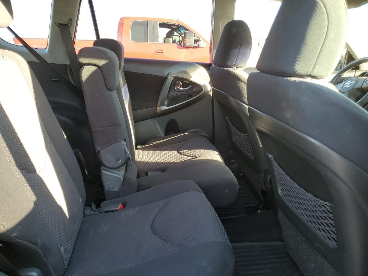 2011 Toyota RAV 4 VIN JTMWF4DV2B5037692 Copart auction photo, rear end damage thumbnail 10