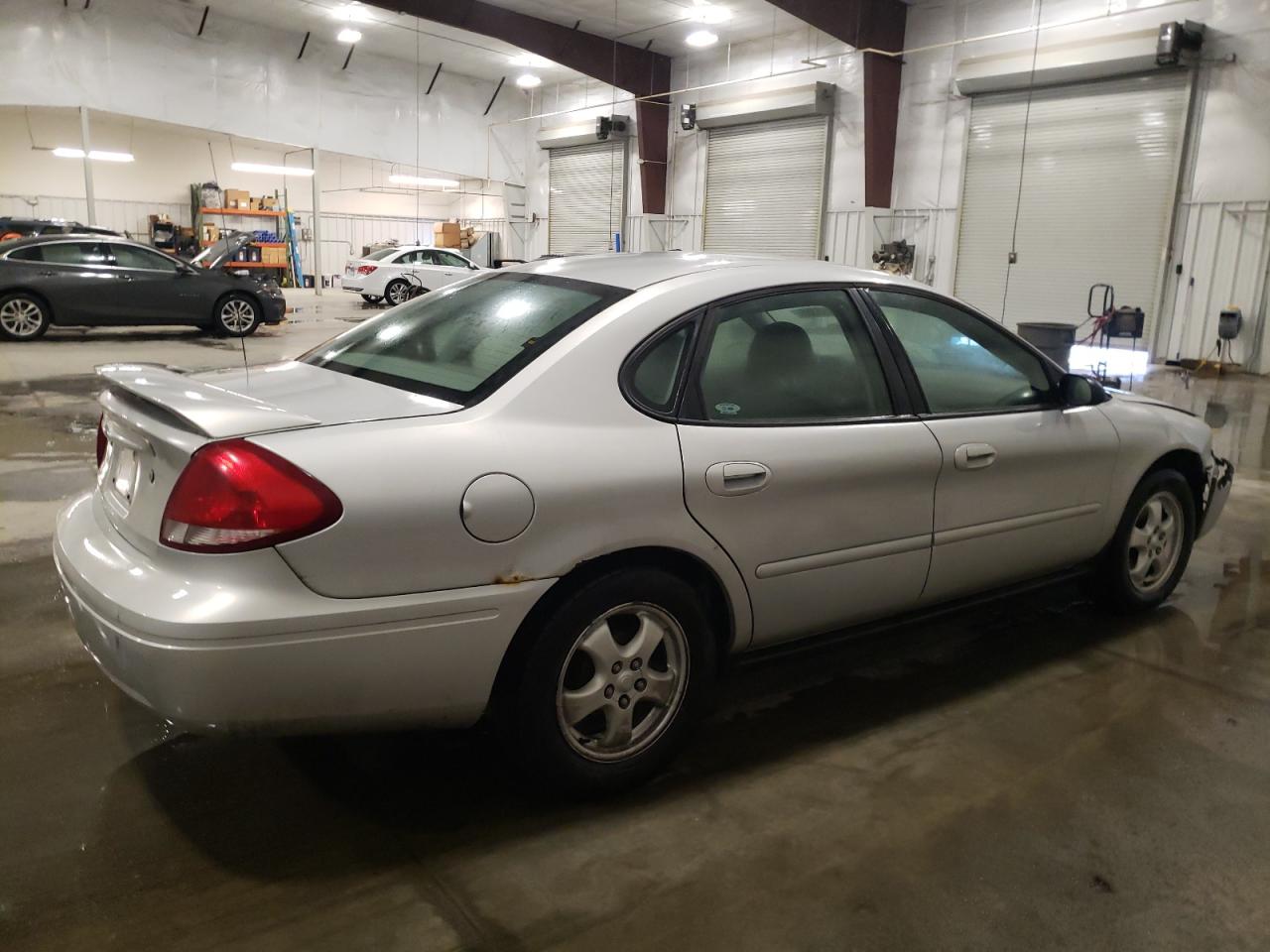 2006 Ford Taurus VIN 1FAFP53U56A206408 Copart auction photo, front end damage thumbnail 3