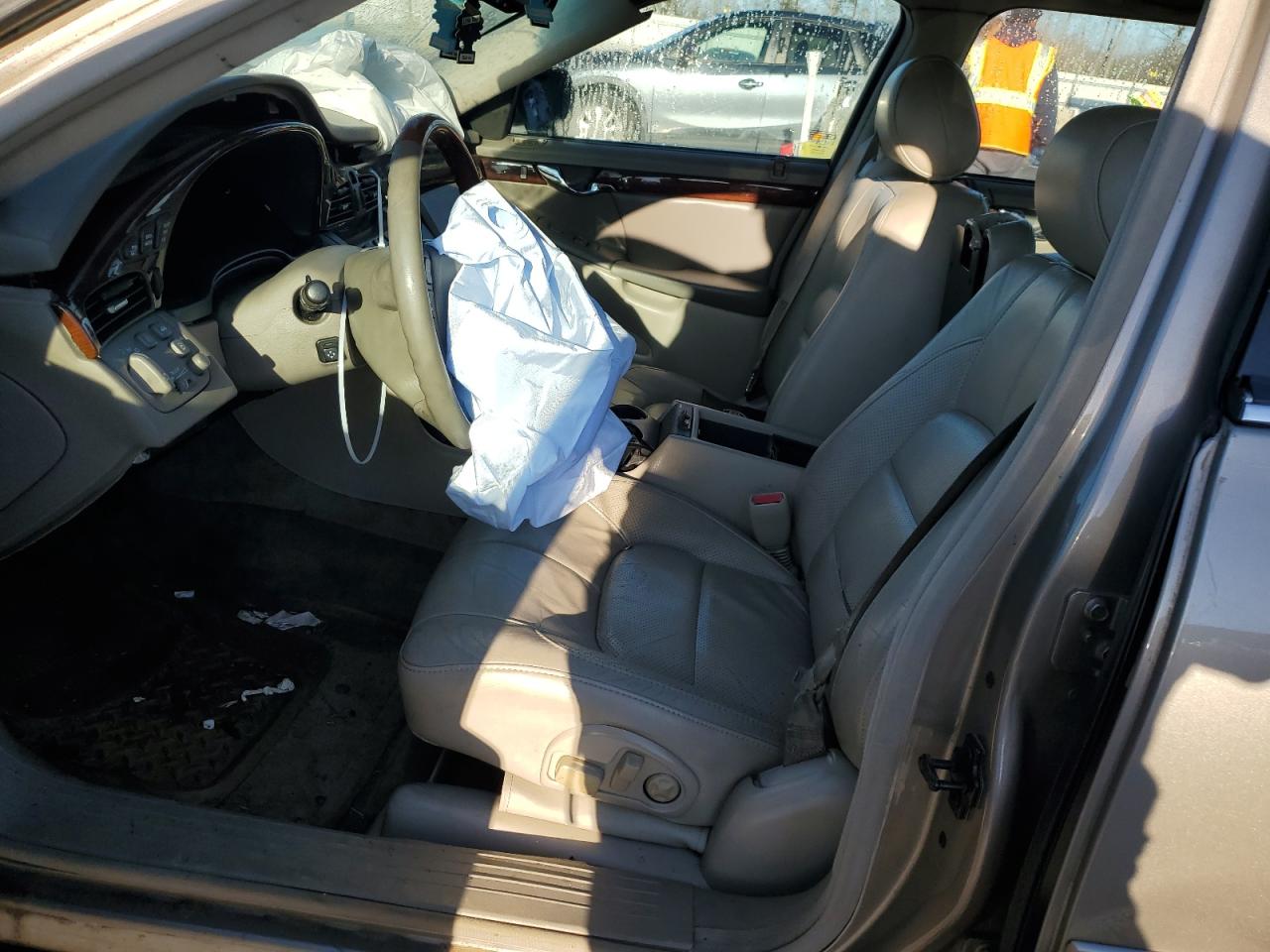 2003 Cadillac De Ville VIN 1G6KF57963U125853 Copart auction photo, front end / all over damage thumbnail 7
