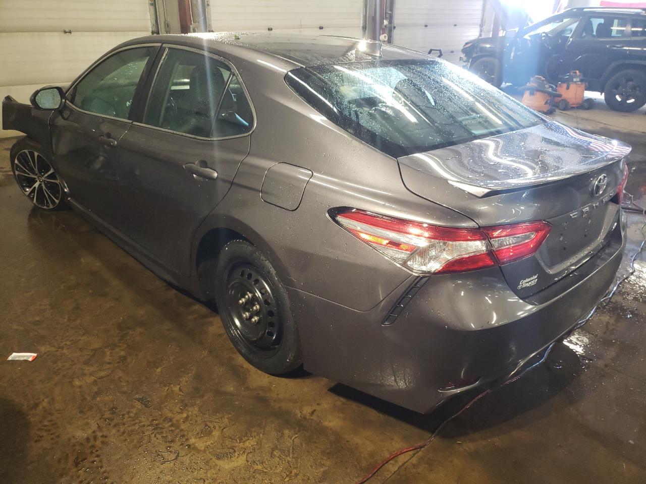 2020 Toyota Camry VIN 4T1G11AK8LU931436 Copart auction photo, front end damage thumbnail 2