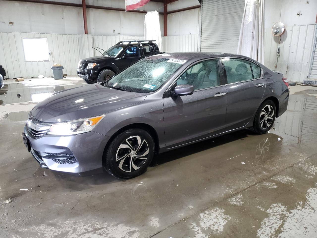2017 Honda Accord VIN 1HGCR2F33HA014305