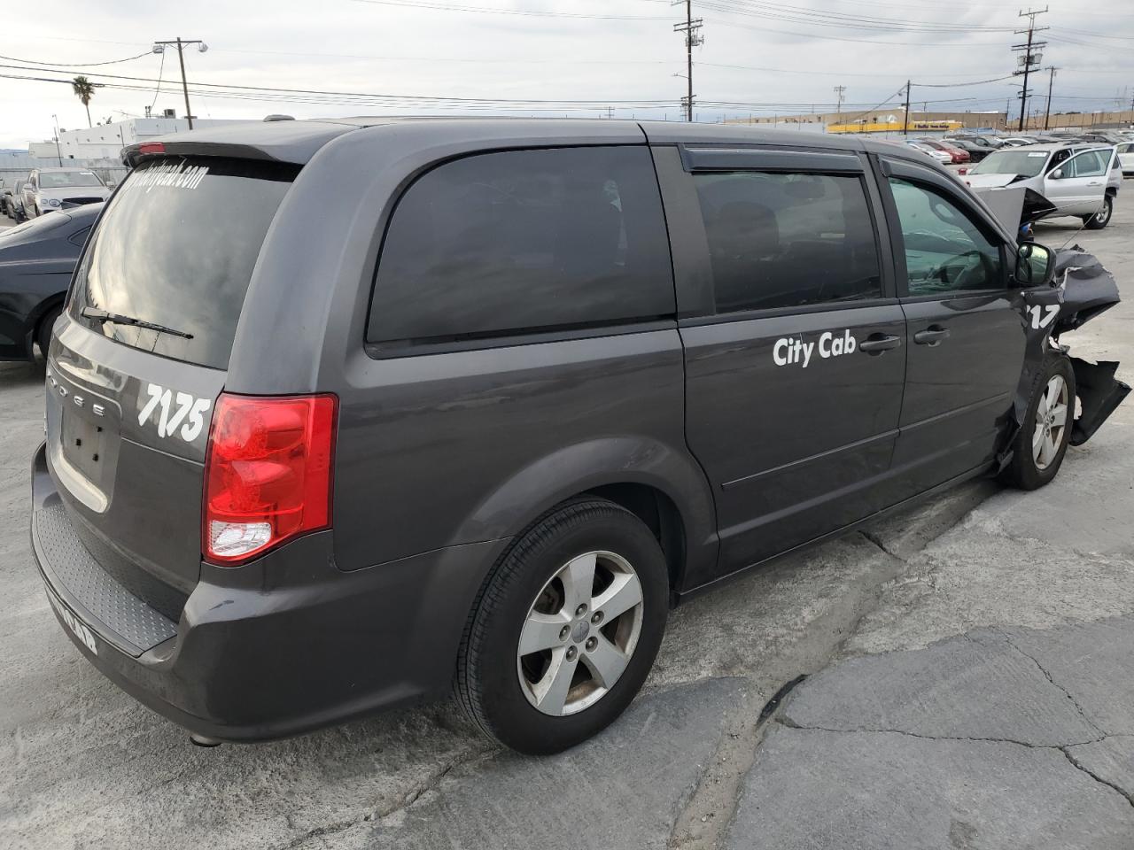 2015 Dodge Caravan VIN 2C4RDGCG0FR523157 Copart auction photo, front end damage thumbnail 3