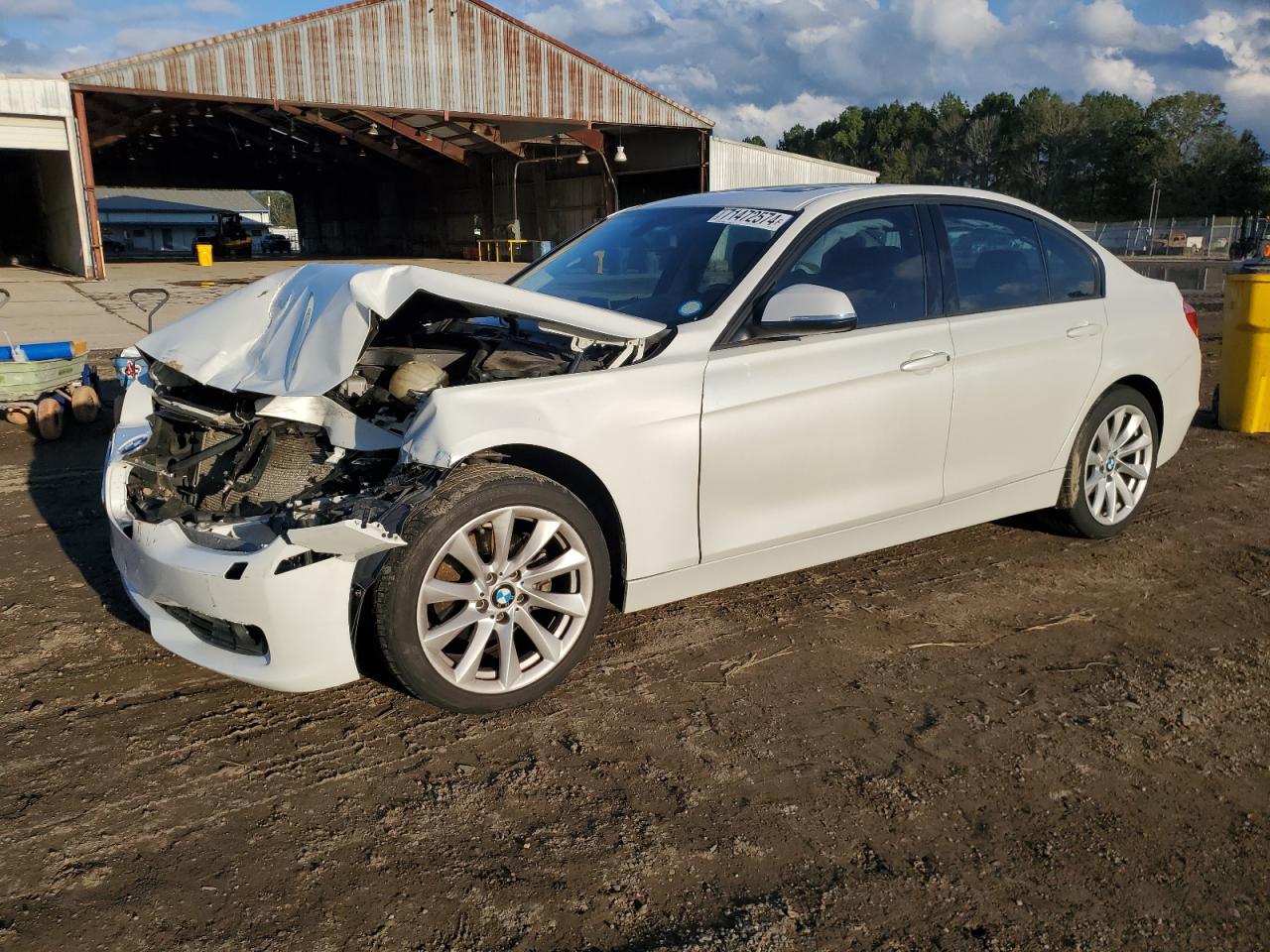 2013 BMW 3er VIN WBA3A5C55DF600480