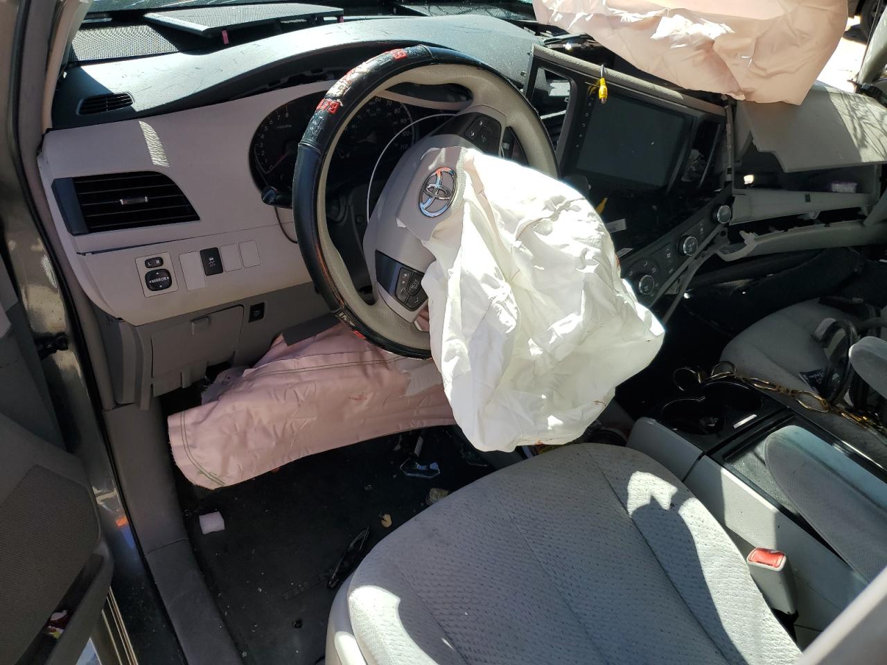 2012 Toyota Sienna VIN 5TDKK3DC4CS251310 Copart auction photo, all over damage thumbnail 8