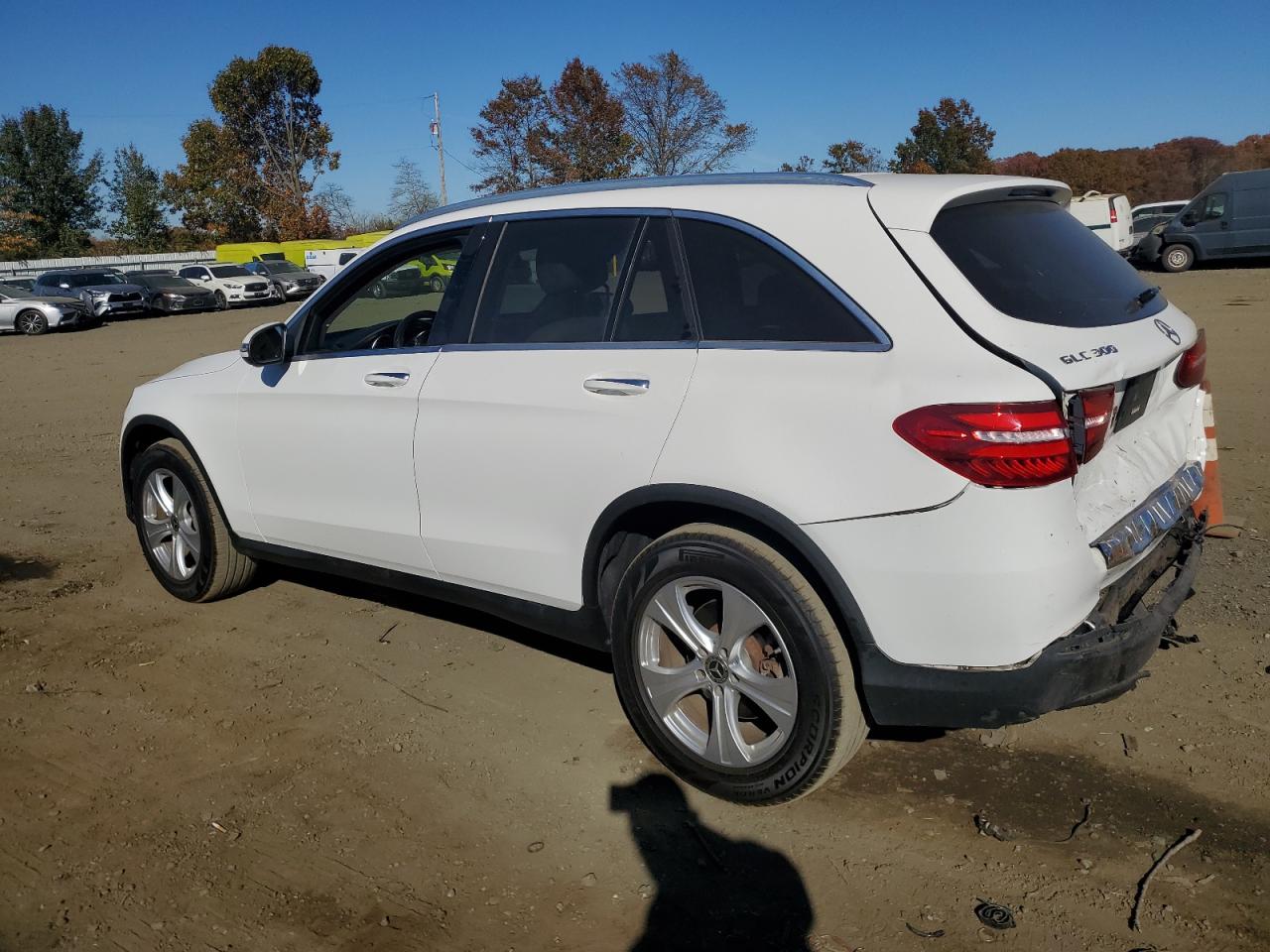 2017 Mercedes-Benz GLC VIN WDC0G4KB2HF256046 Copart auction photo, front end / rear end damage thumbnail 2