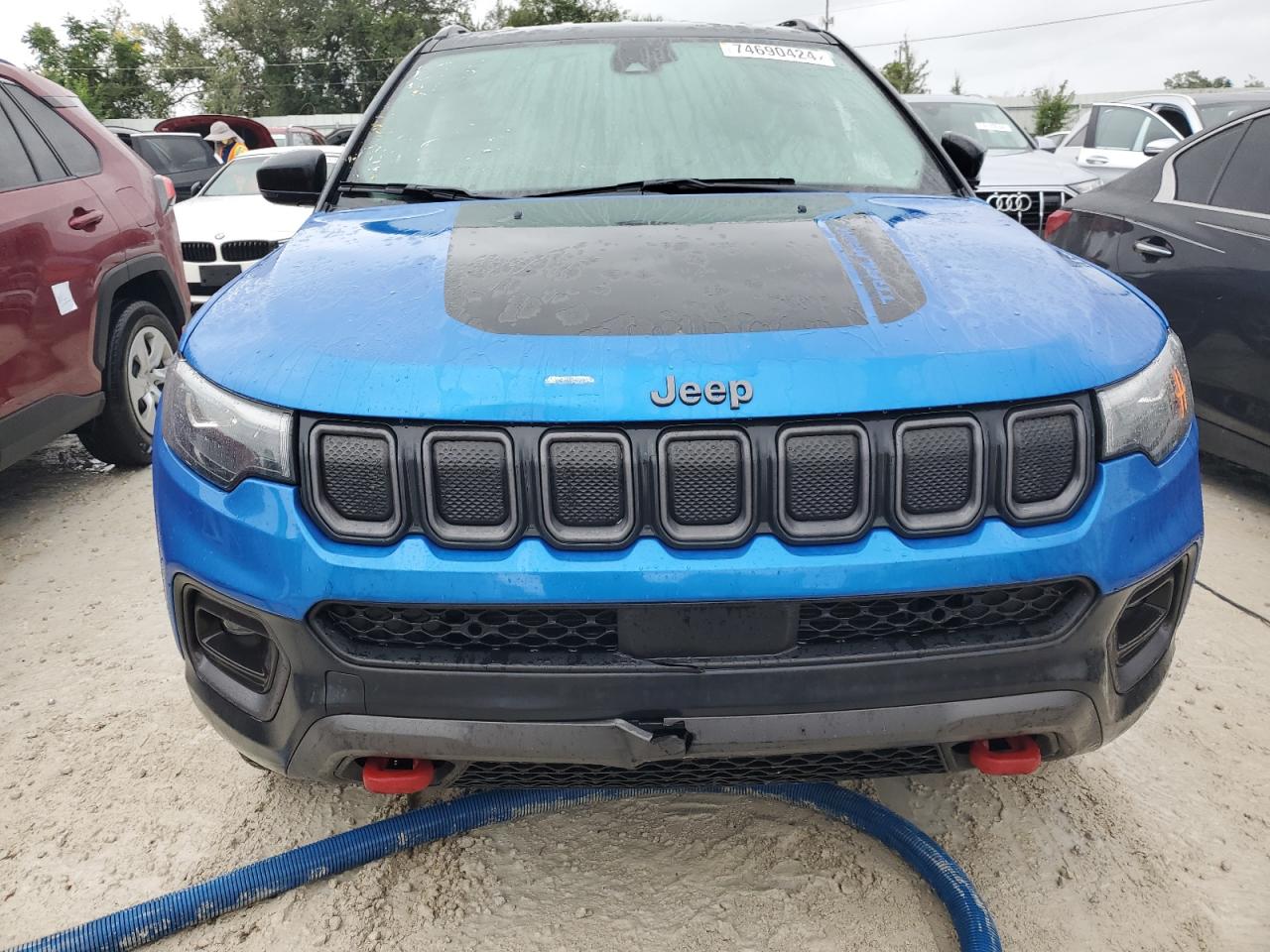 2022 Jeep Compass VIN 3C4NJDDB4NT223254 Copart auction photo, water/flood damage thumbnail 5