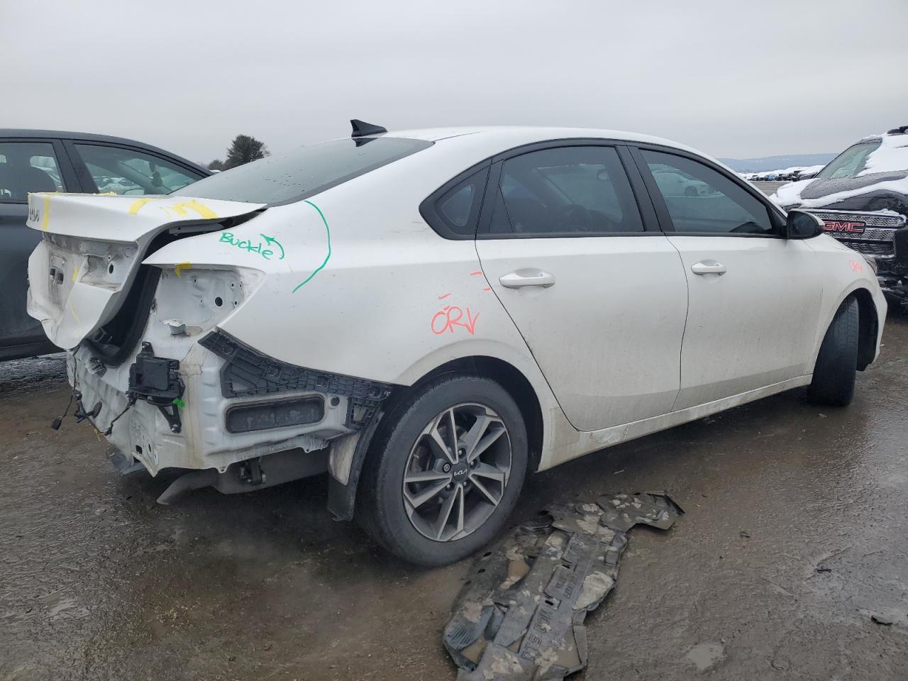 2022 KIA Forte VIN 3KPF24AD5NE437777 Copart auction photo, rear end damage thumbnail 3