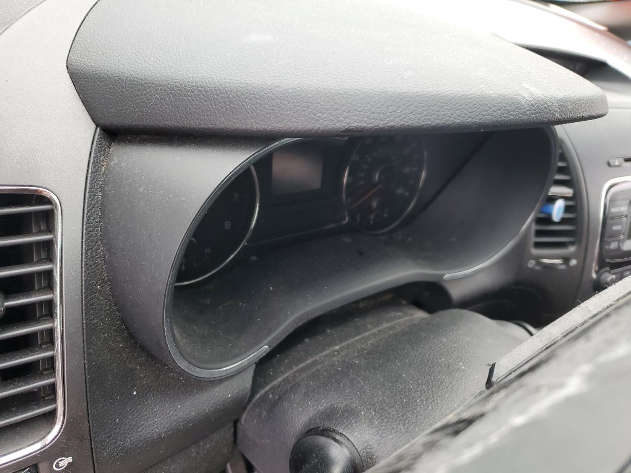 2017 KIA Forte VIN KNAFK5A82H5711555 Copart auction photo, side / rear end damage thumbnail 9