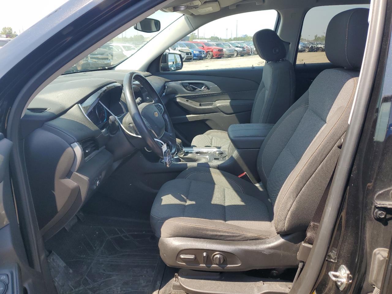 2021 Chevrolet Traverse VIN 1GNERGKW1MJ209616 Copart auction photo, front end / rear end damage thumbnail 7