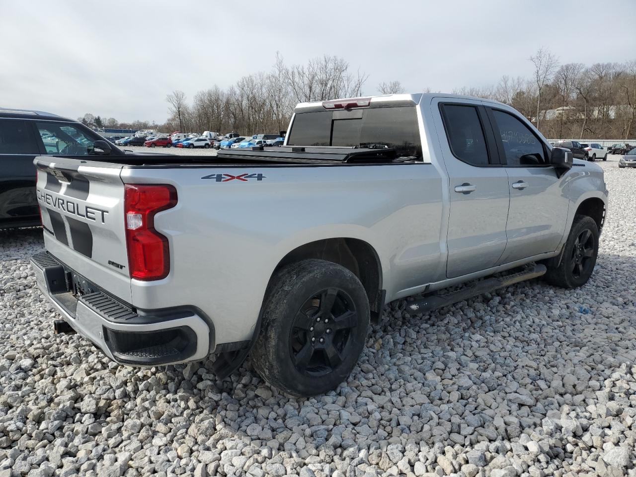 2020 Chevrolet Silverado VIN 1GCRYEED8LZ308543 Copart auction photo, front end / side damage thumbnail 3