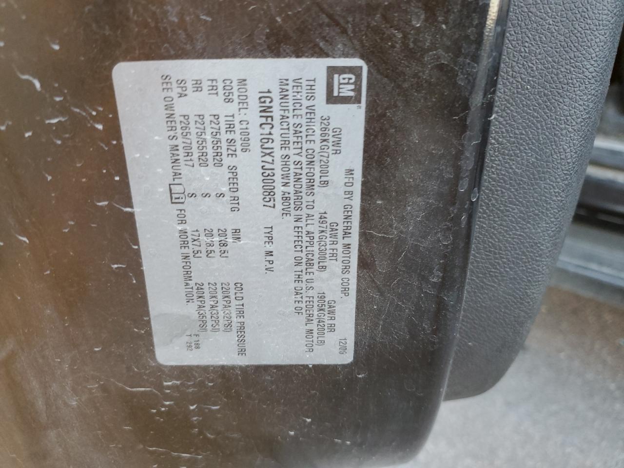 2007 Chevrolet Suburban VIN 1GNFC16JX7J300857 Copart auction photo, front end damage thumbnail 13