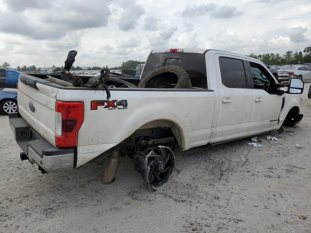 2019 Ford F250 VIN 1FT7W2BT4KEC76753 Copart auction photo, front end / undercarriage damage thumbnail 3