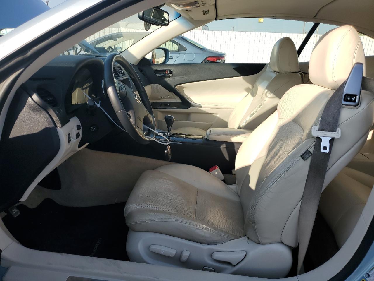 2010 Lexus IS VIN JTHFF2C23A2513636 Copart auction photo, front end / minor dent/scratches damage thumbnail 7