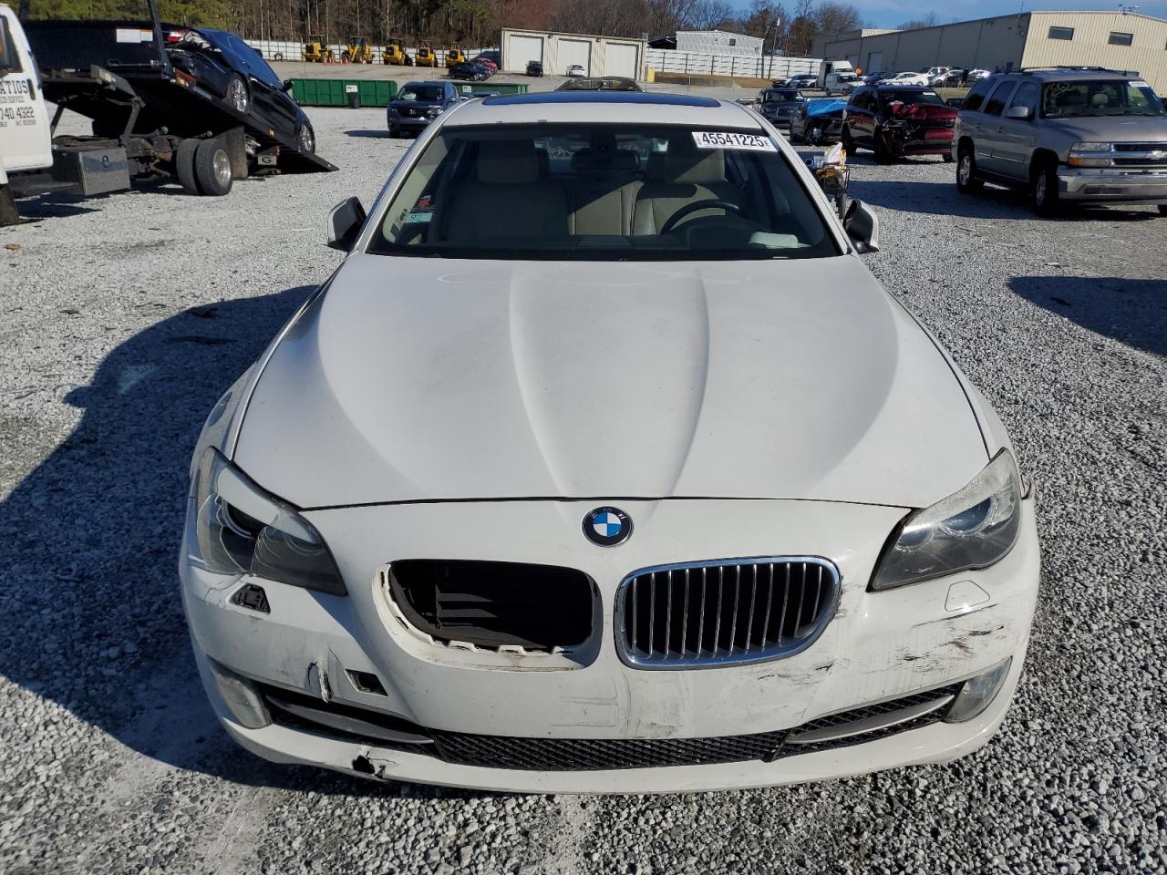 2011 BMW 5er VIN WBAFR7C50BC600970 Copart auction photo, front end damage thumbnail 5