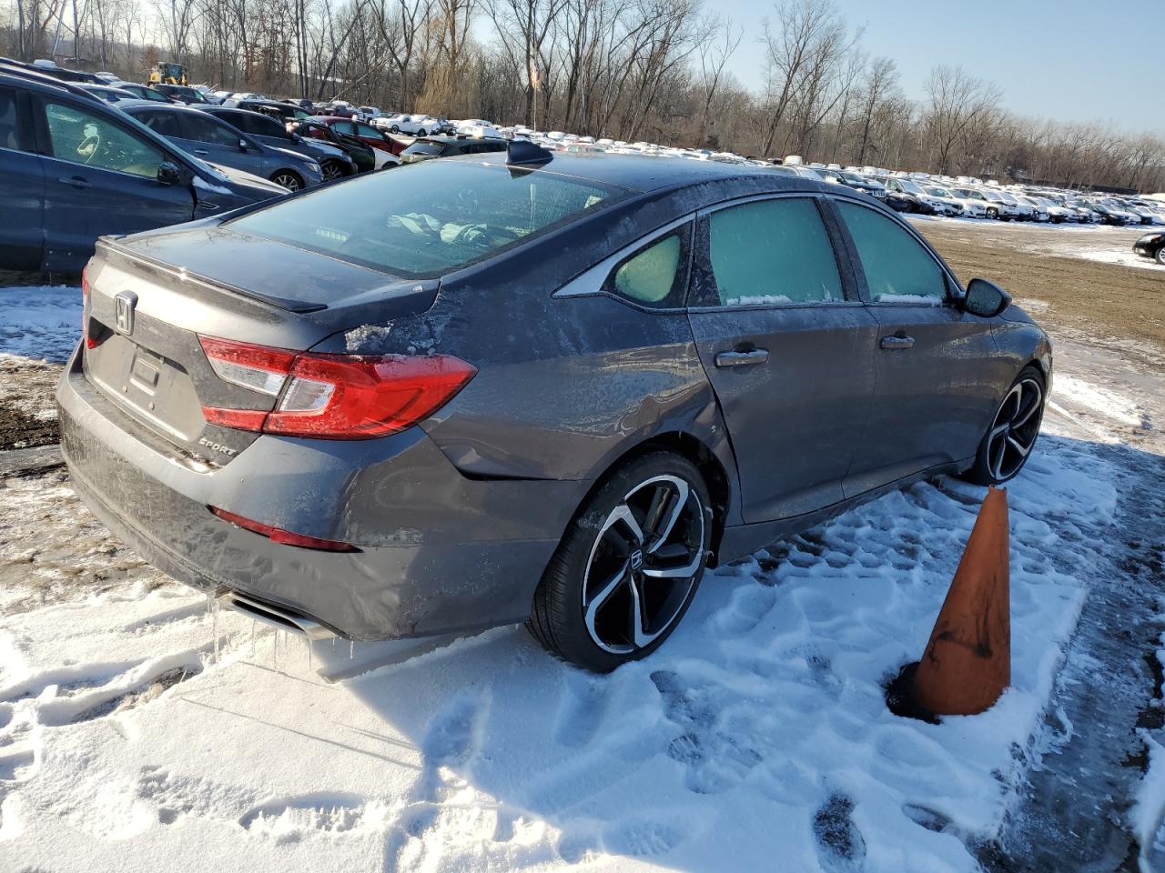 2019 Honda Accord VIN 1HGCV1F32KA055781 Copart auction photo, front end damage thumbnail 3