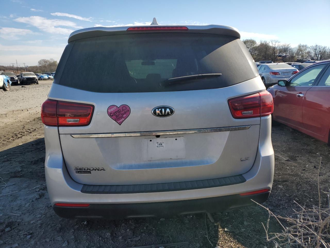 2019 KIA Sedona VIN KNDMB5C19K6541013 Copart auction photo, undercarriage / minor dent/scratches damage thumbnail 6