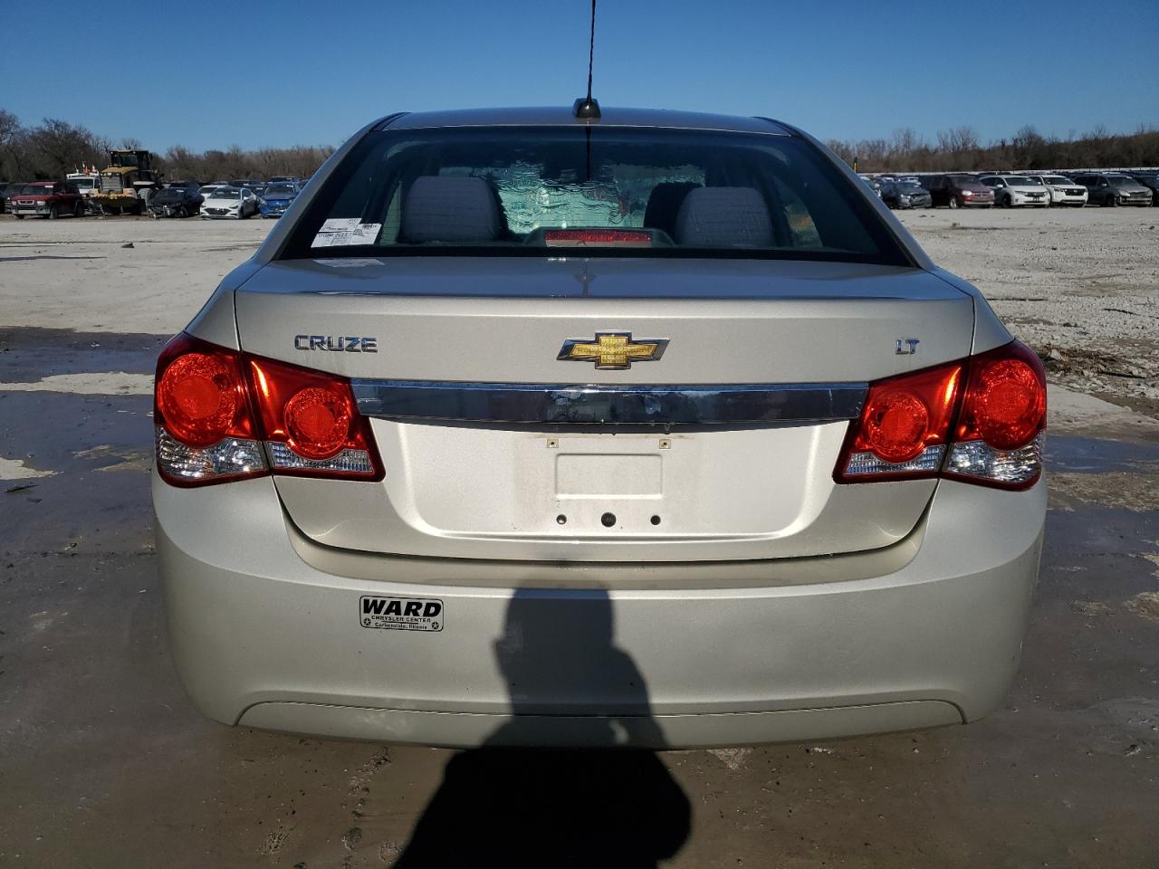 2015 Chevrolet Cruze VIN 1G1PC5SBXF7163670 Copart auction photo, front end / minor dent/scratches damage thumbnail 6