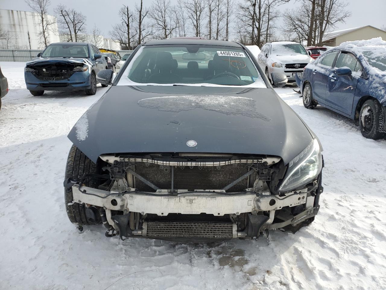 2015 Mercedes-Benz C-klasse VIN 55SWF4KB6FU060663 Copart auction photo, front end / minor dent/scratches damage thumbnail 5