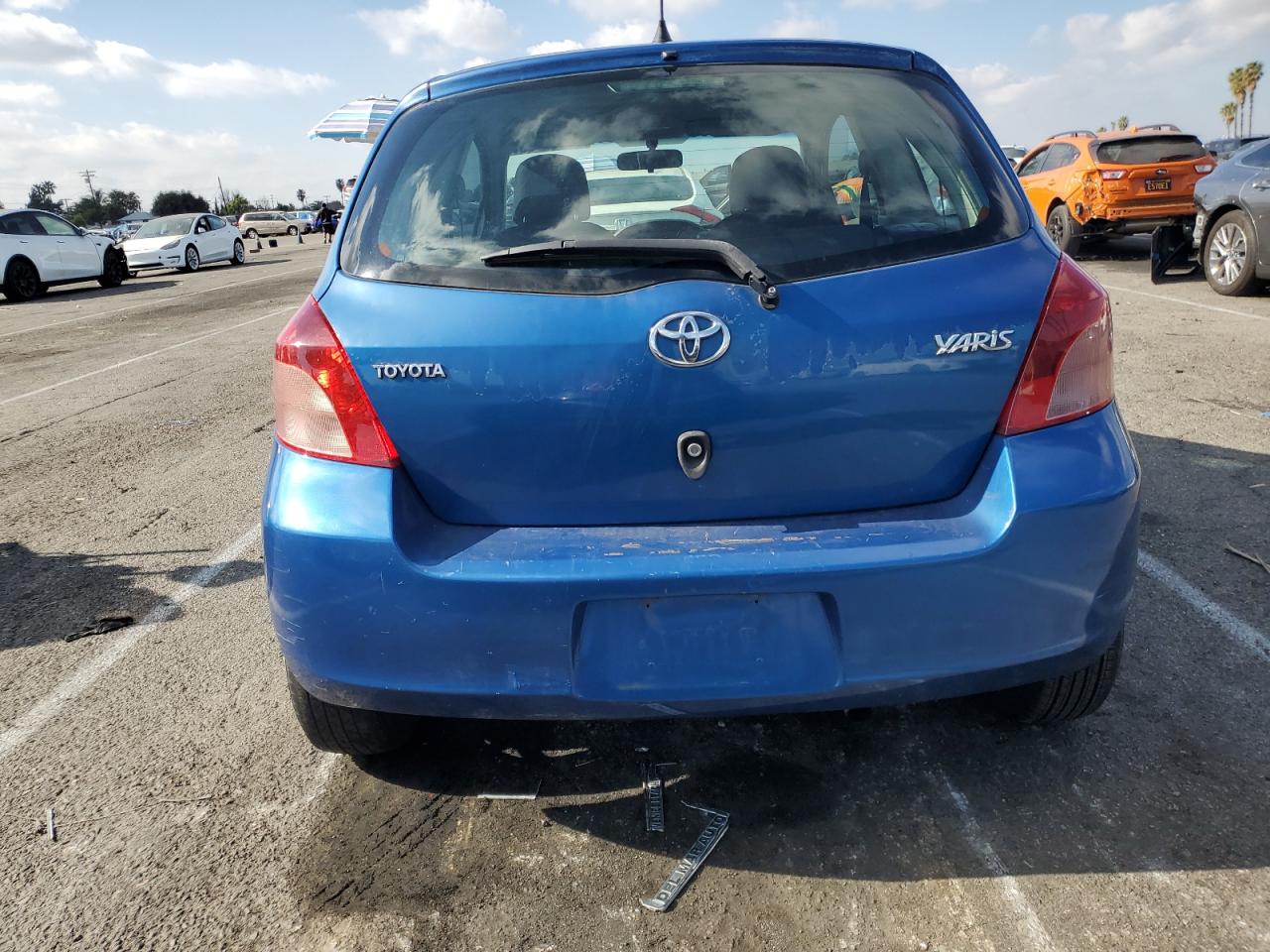 2008 Toyota Yaris VIN JTDJT923385155969 Copart auction photo, all over damage thumbnail 6