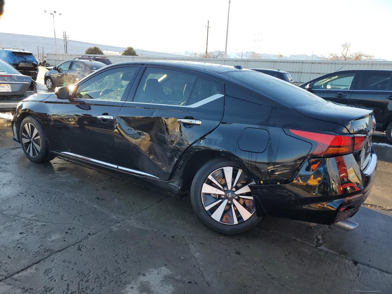 2019 Nissan Altima VIN 1N4BL4EW9KN304525 Copart auction photo, rear end / side damage thumbnail 2