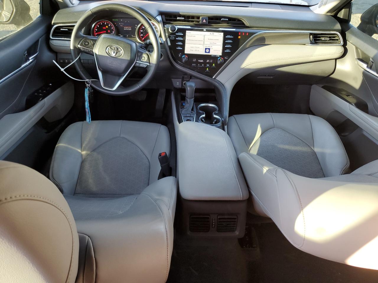2018 Toyota Camry VIN 4T1BZ1HK0JU004596 Copart auction photo, front end damage thumbnail 8
