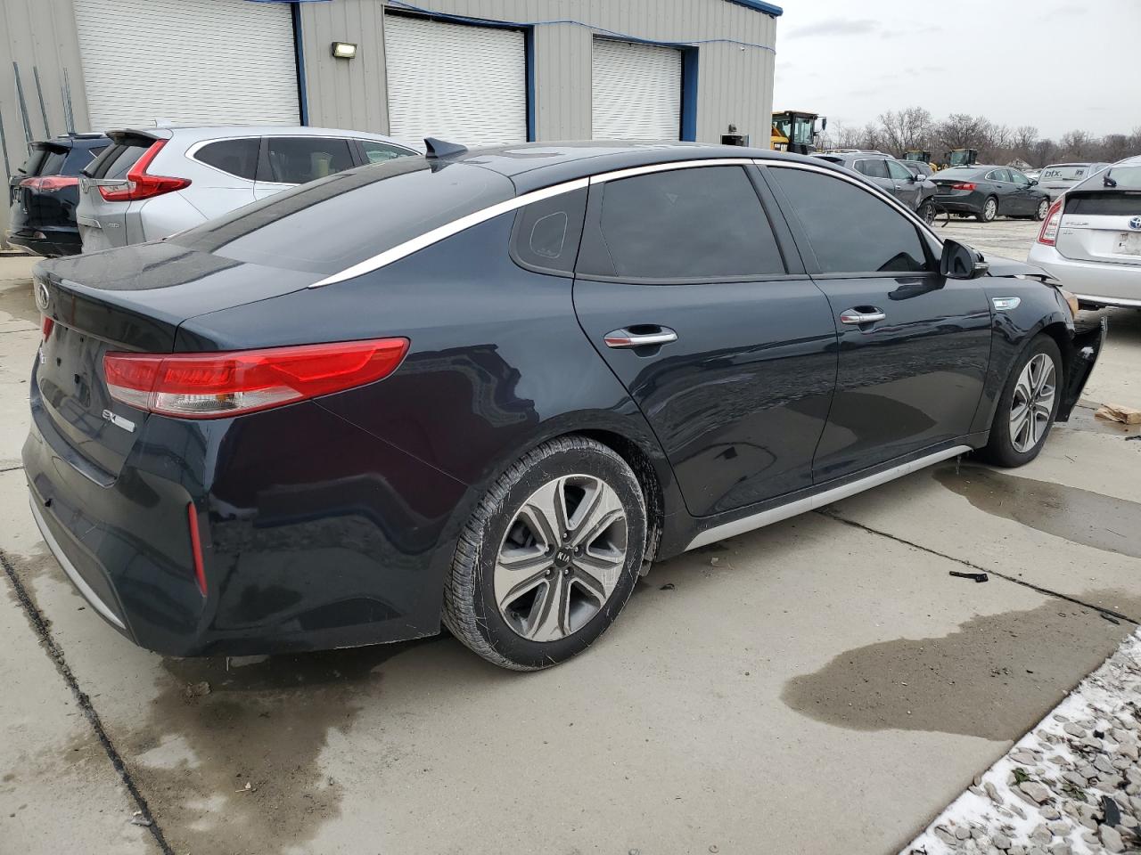 2017 KIA Optima VIN KNAGU4LE9H5012046 Copart auction photo, front end / top/roof damage thumbnail 3