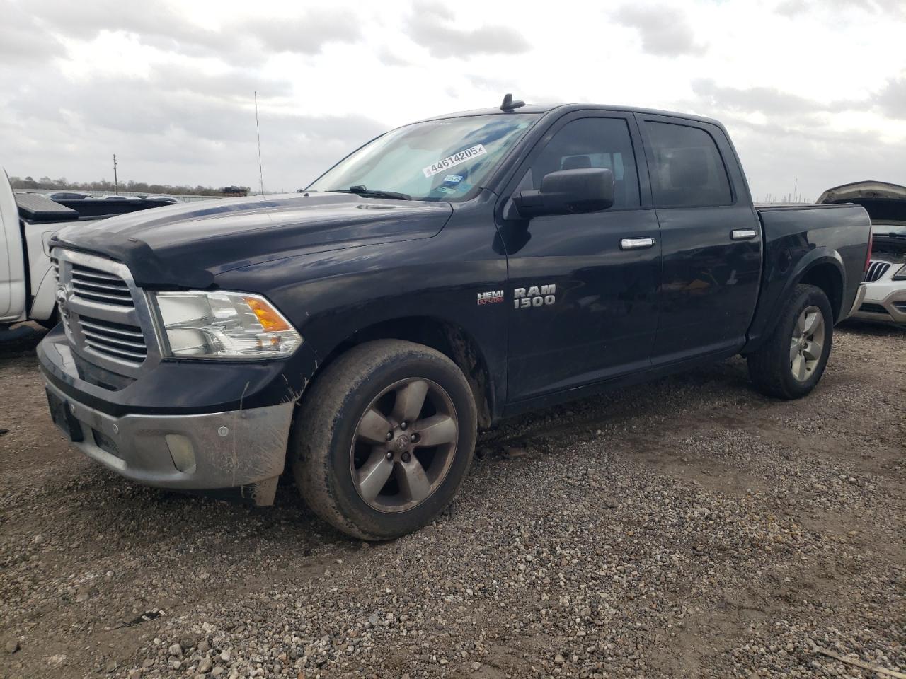 2016 RAM 1500 VIN 3C6RR6LT2GG300822