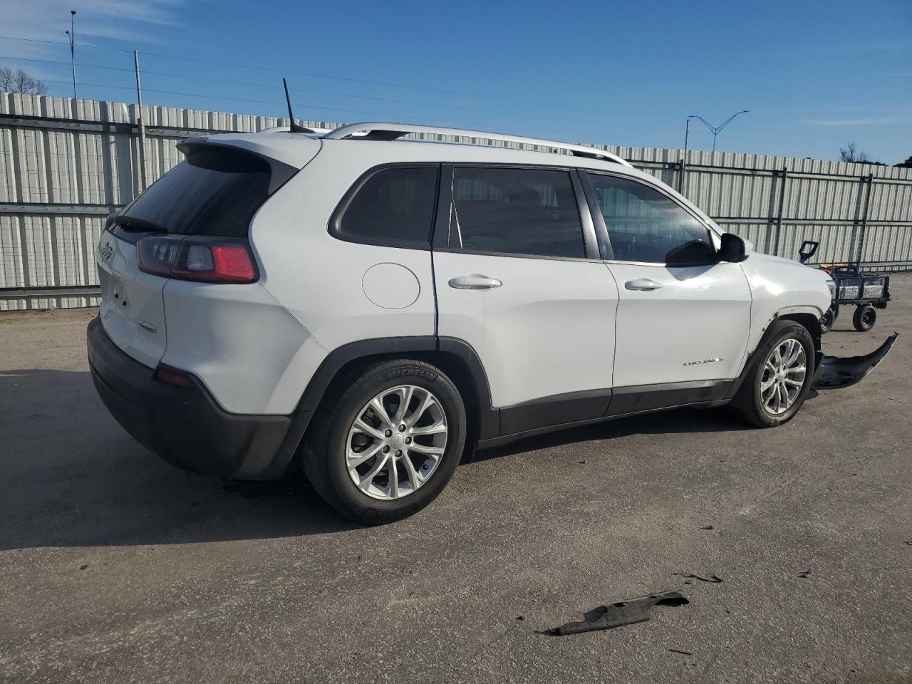 2020 Jeep Grand Cherokee VIN 1C4PJLCB0LD586464 Copart auction photo, front end damage thumbnail 3