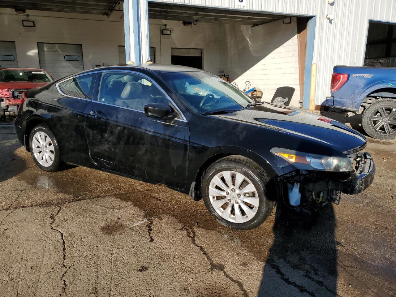 2010 Honda Accord VIN 1HGCS1B36AA021923 Copart auction photo, front end damage thumbnail 4