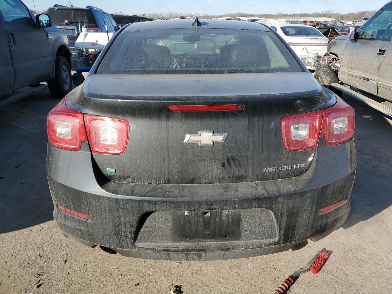 2015 Chevrolet Malibu VIN 1G11F5SL1FF210693 Copart auction photo, front end / side damage thumbnail 6