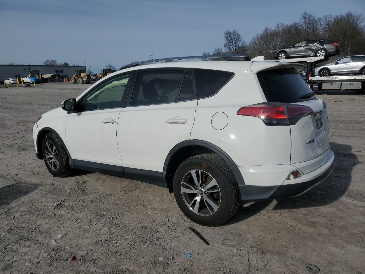 2018 Toyota RAV 4 VIN JTMRFREV0JJ190568 Copart auction photo, front end / undercarriage damage thumbnail 2