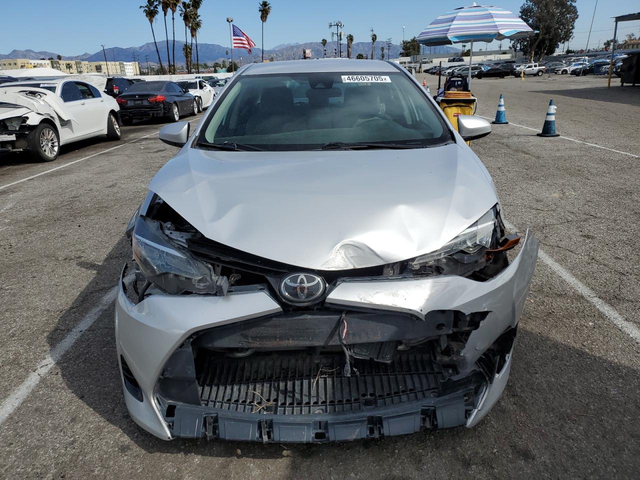 2019 Toyota Corolla VIN 2T1BURHE2KC152078 Copart auction photo, front end / minor dent/scratches damage thumbnail 5
