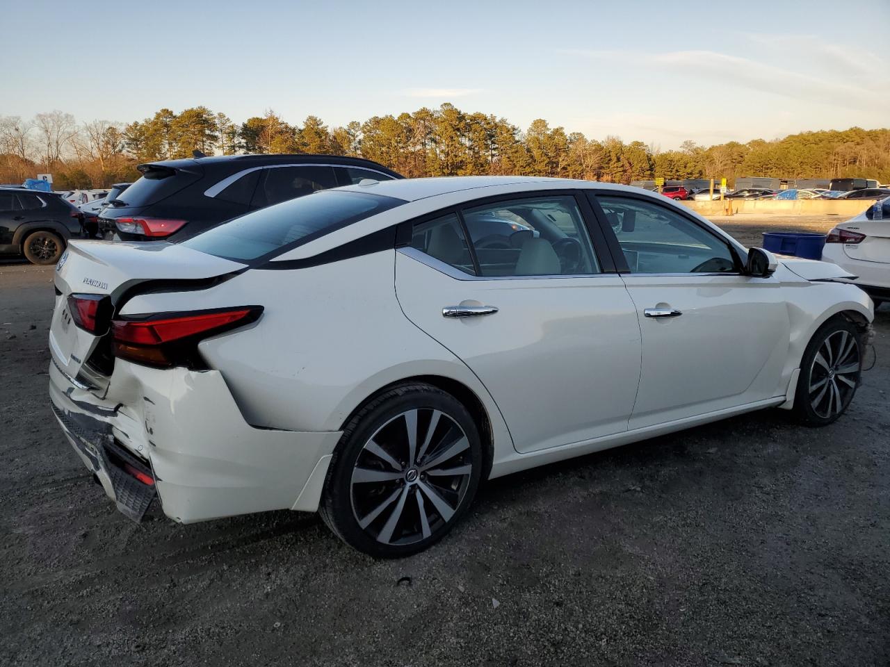 2020 Nissan Altima VIN 1N4AL4FV3LN306354 Copart auction photo, all over / frame damage damage thumbnail 3