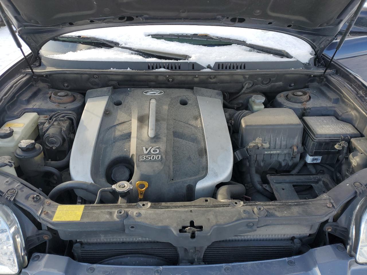 2004 Hyundai Santa Fe VIN KM8SC13E04U819968 Copart auction photo, rear end / minor dent/scratches damage thumbnail 12