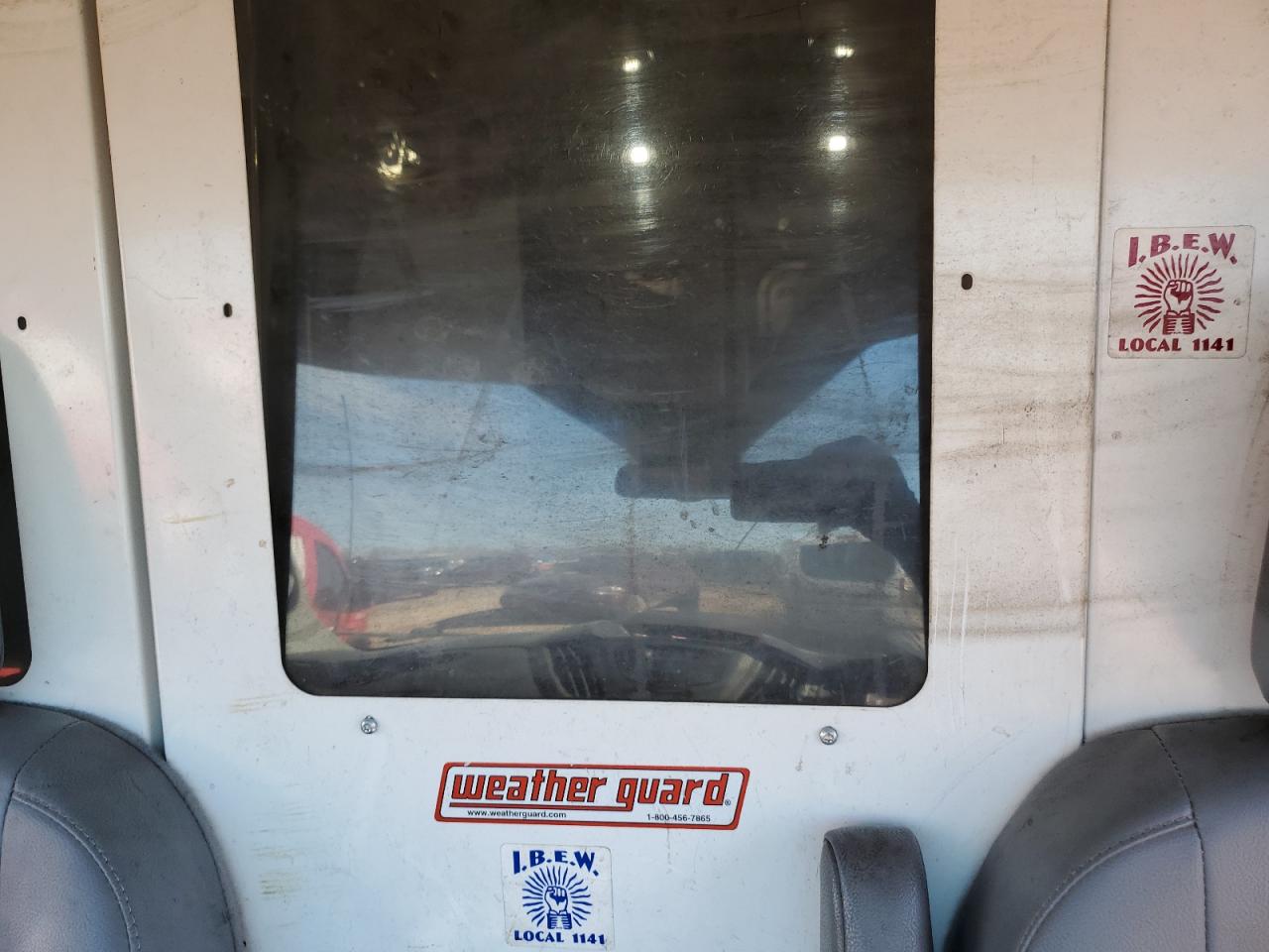 2018 Ford Transit VIN 1FTYR2XM7JKA74132 Copart auction photo, side / minor dent/scratches damage thumbnail 10