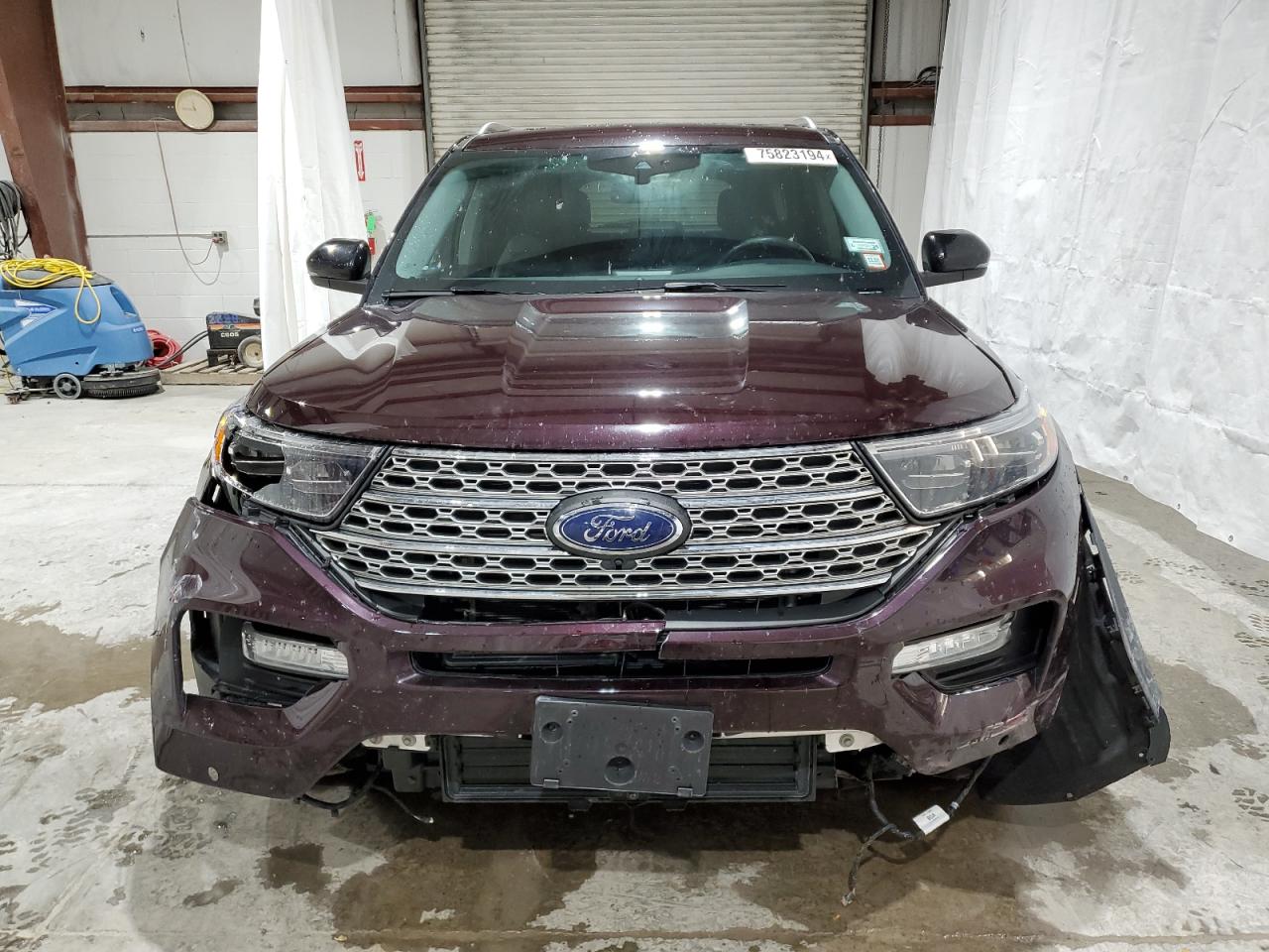 2022 Ford Explorer VIN 1FMSK8FH5NGC17407 Copart auction photo, front end / rear end damage thumbnail 5