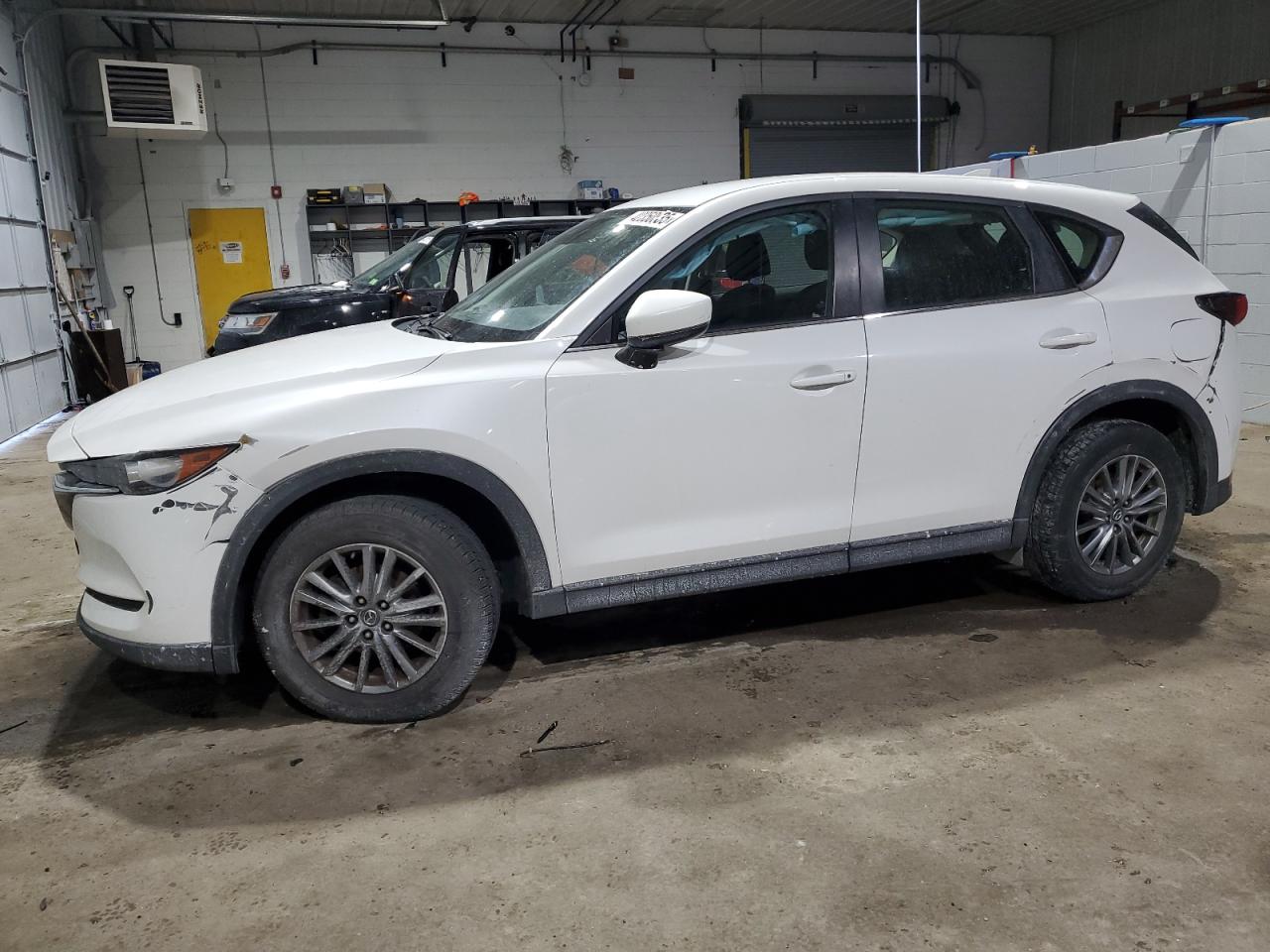 2018 Mazda CX-5 VIN JM3KFBBMXJ0428511