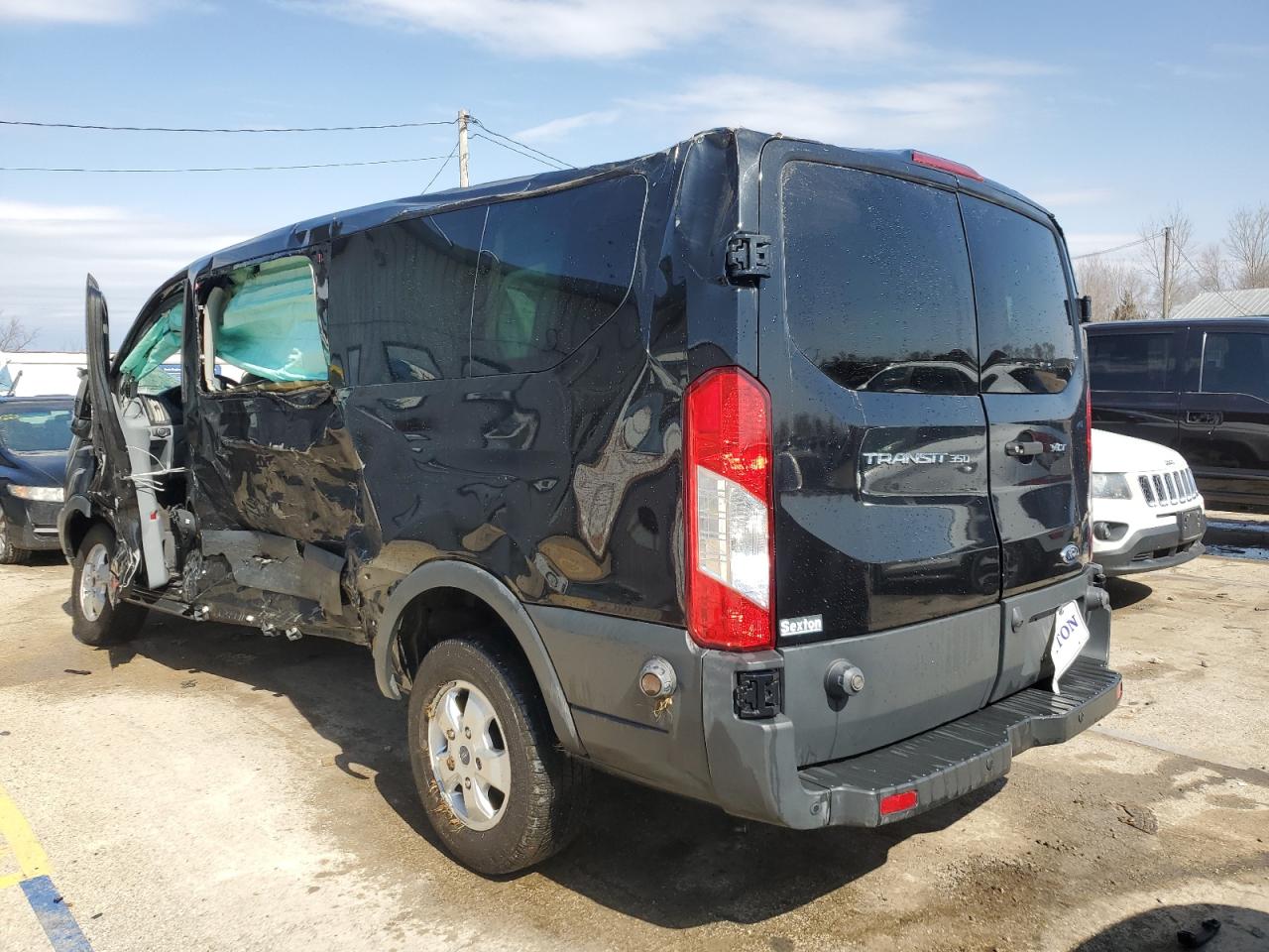 2018 Ford Transit VIN 1FBZX2ZM3JKA62040 Copart auction photo, rollover damage thumbnail 2